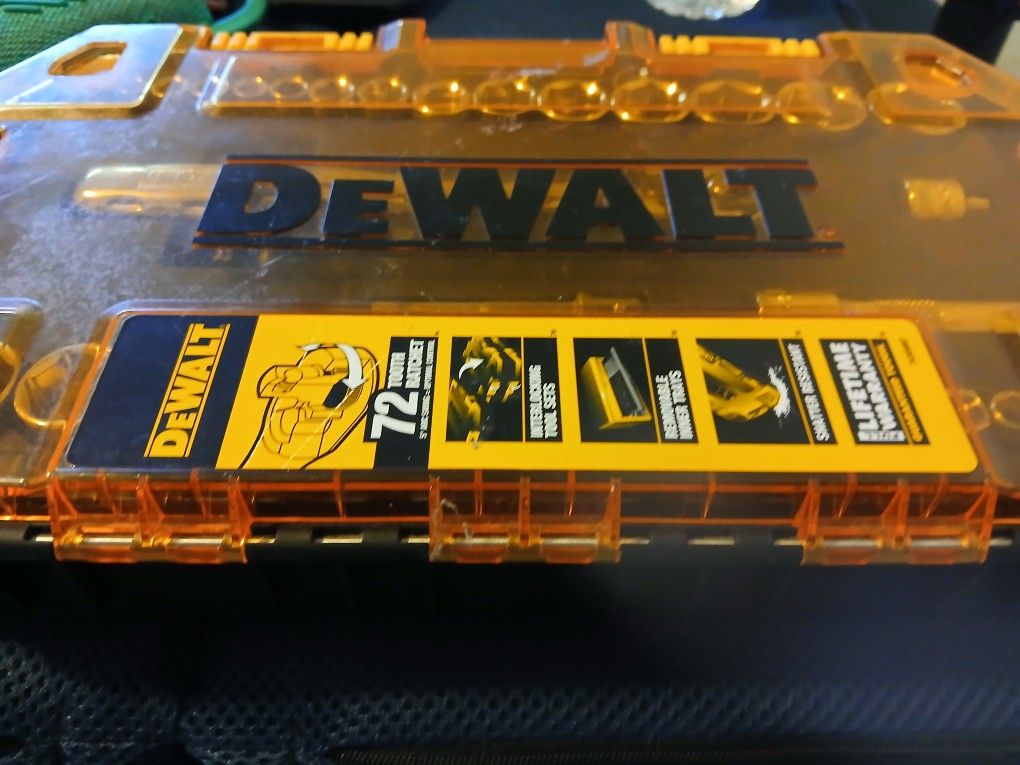 Dewalt 34 PC Mechanic Socket Set