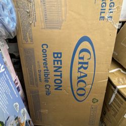 Graco Baby Crib 