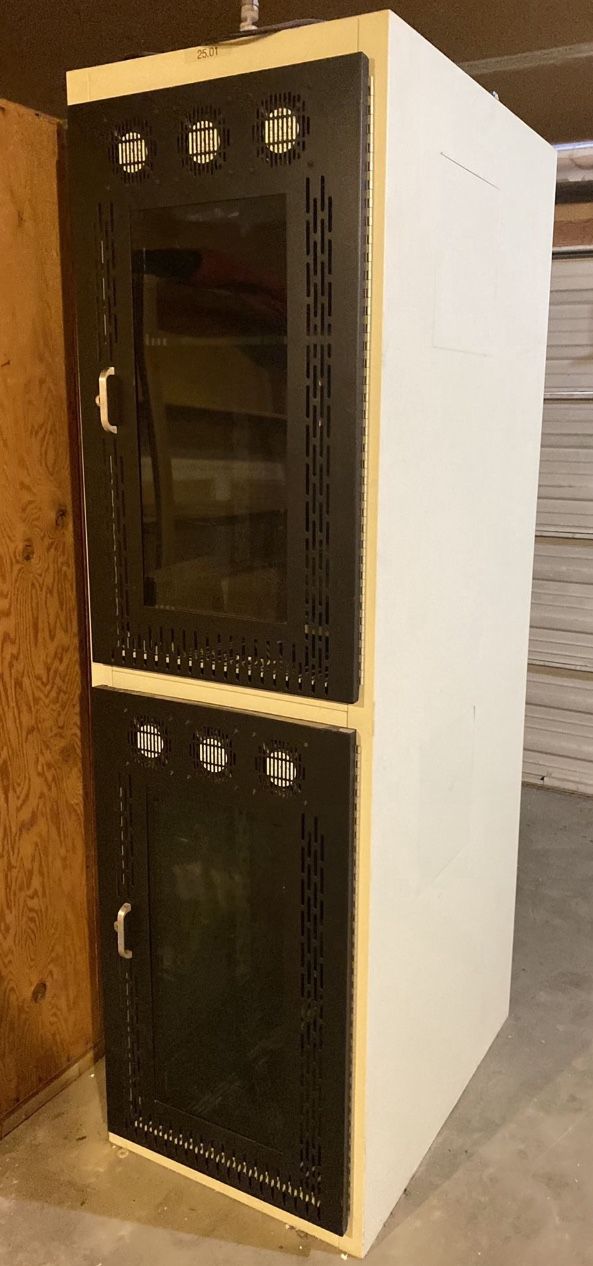Free Cabinet