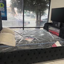 😴 NUEVA!! Cama Con Chimenea LED y Lift De Televisión EN CAJA 📦