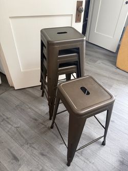 Set of 4 Metal Stools - 24”