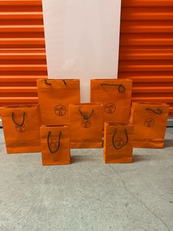 7 Authentic Hermès Shopping Bags – 7 Different Sizes