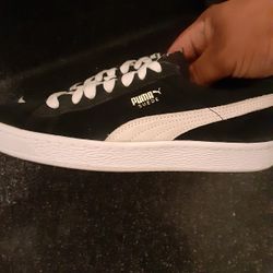 Puma Womens  7.5 Good Condition 