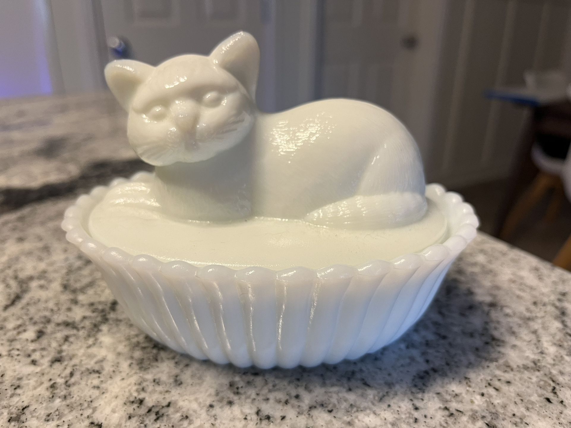 Westmoreland Milk Glass - Cat on Ribbed Basket