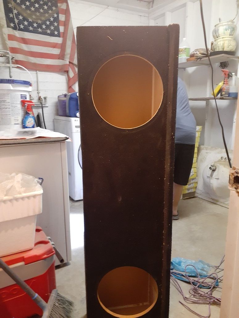 I have a 12 inch speaker box