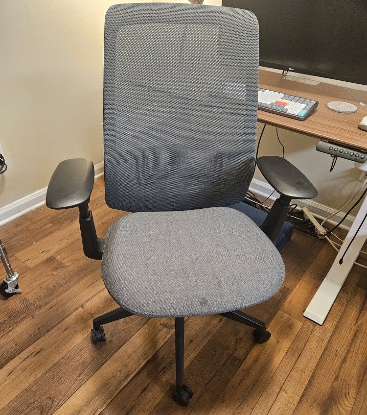 Office Chair - Haworth Soji Mesh