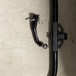 Class 1 Trailer hitch W 1 1/4” Ball Shank