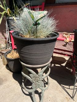 Plant stand vintage by Berkeley Forge and Foundry