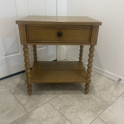 Beckett Turned Wood Spindle Night Stand W/drawer Or End Table