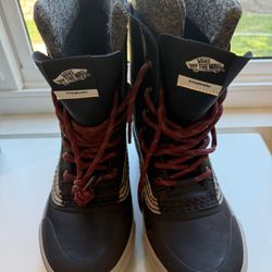 VANS BLK Snow Boots 