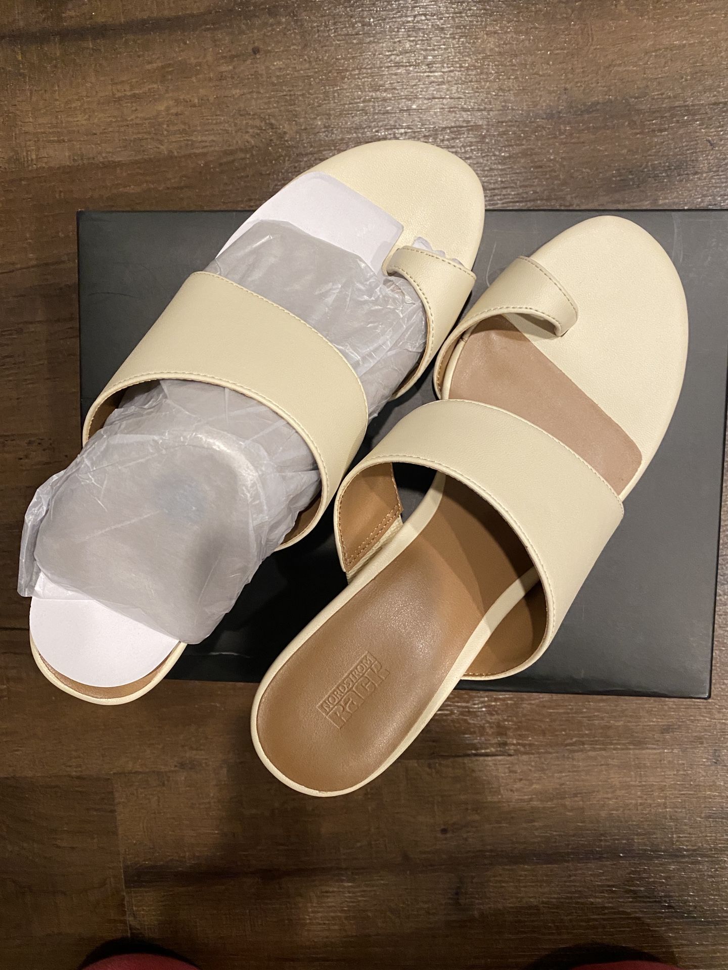 Size 8 Sandals by Nordstrom Rack