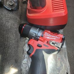 M12 Milwaukee Drill 