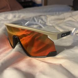 Oakley Bxtr