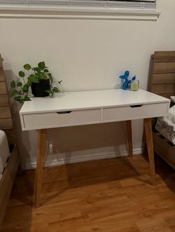 White Desk