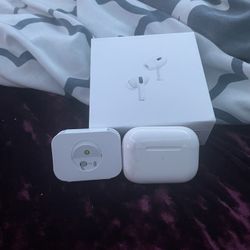 Apple AirPods Pro 2nd Generation 
