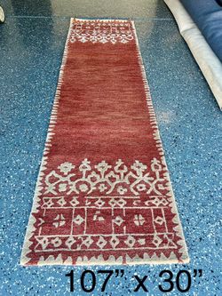 Pottery Barn Desa Bordered Hand-Tufted Wool Rug