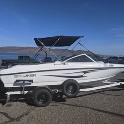 2003 Bayliner 175 Bowrider w/ Trailer – New Upholstery – $9K