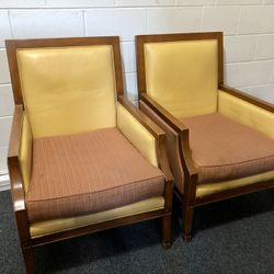 Pair of Vintage Mid Century Modern Arm Chairs/Accent Chairs