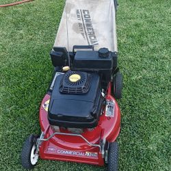 Toro Commercial Lawn mower 