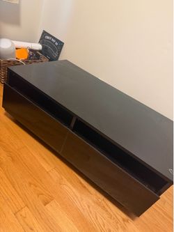 Black tv stand/entertainment organizer