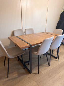 Kitchen table