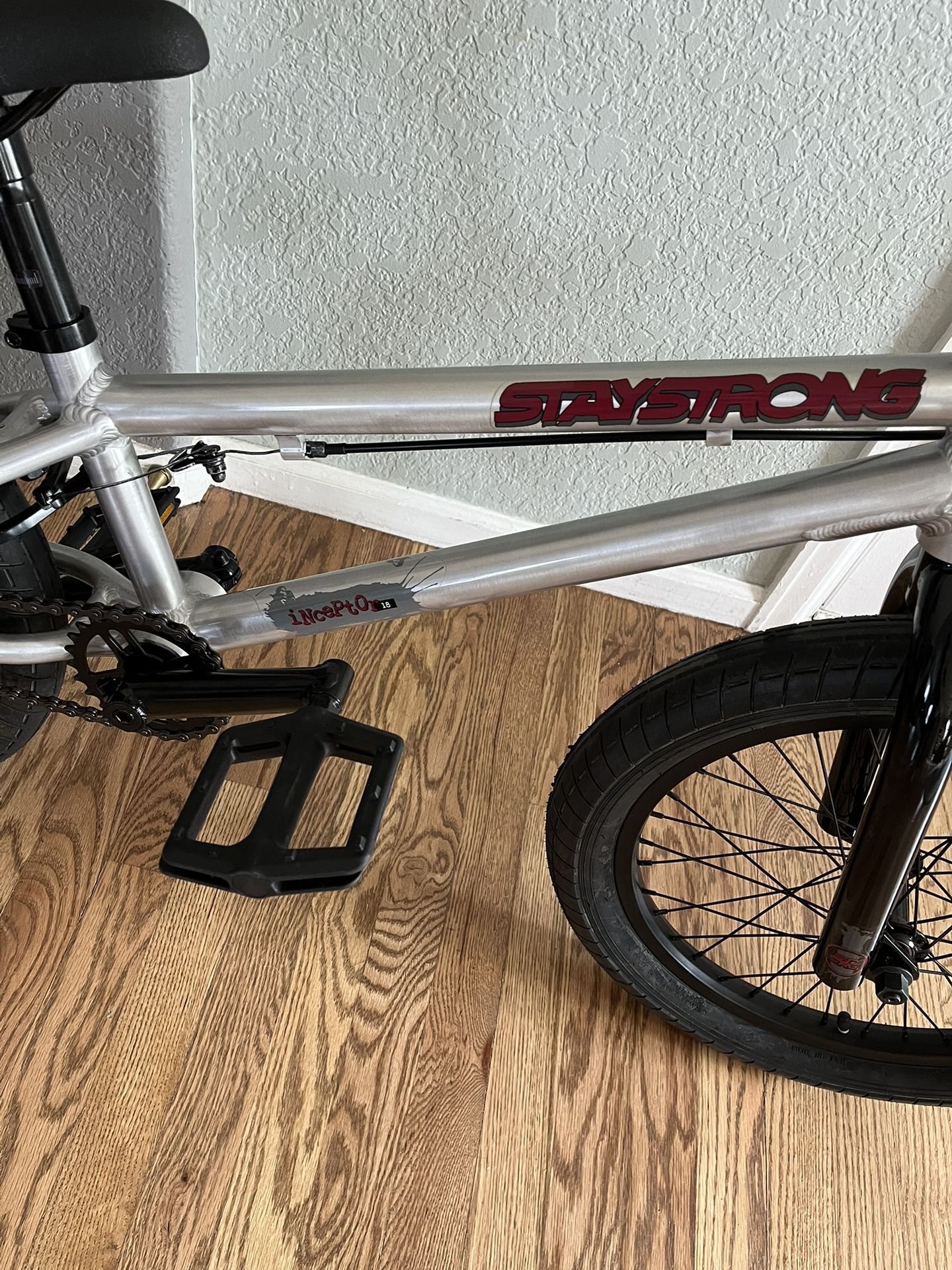 STAY STRONG INCEPTOR ALLOY 18" BMX BIKE