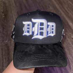 DANDY HATS - TRIPLE D 