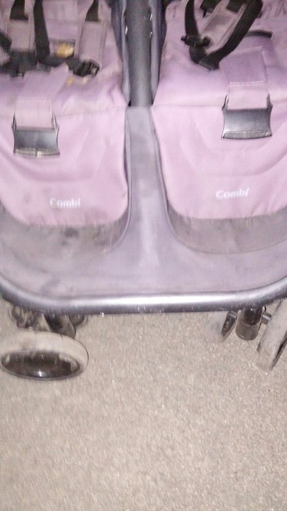 Double seat stroller