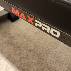 MaxPro Workout Bench Excellent Condition 