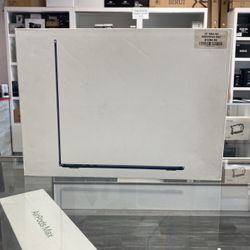 MacBook Air M3 15” 8GB 256GB SSD 