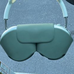 Apple AirPods Max – Great Condition – Ready to Go