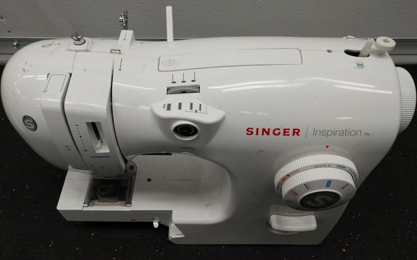 Singer Inspiration Model 4220C Sewing Machine - Incomplete. Parts! for