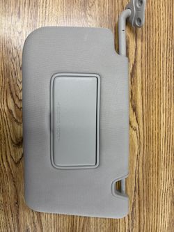 left-hand side sun visor for a 2014-2021 Nissan X-Trail
