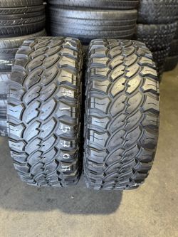 Pair Of Used Tires With Good Thread Life LT315/70R17 Pro Comp