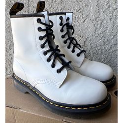 Like new DR Martens