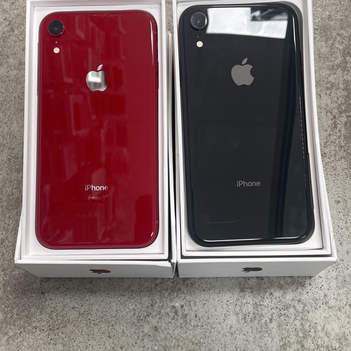 AT&T iPhone XR 