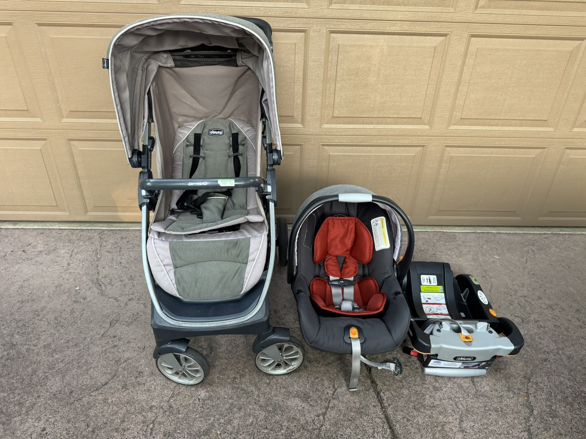 Chicco Bravo Baby Stroller And Car Seat