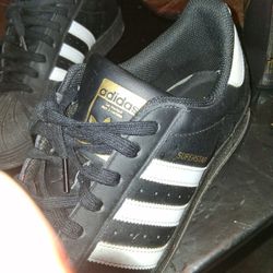 Adidas 10.5 Size 100usd