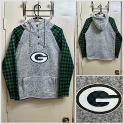 Green Bay Packers Hoodie With Snap Detail Size Medium 