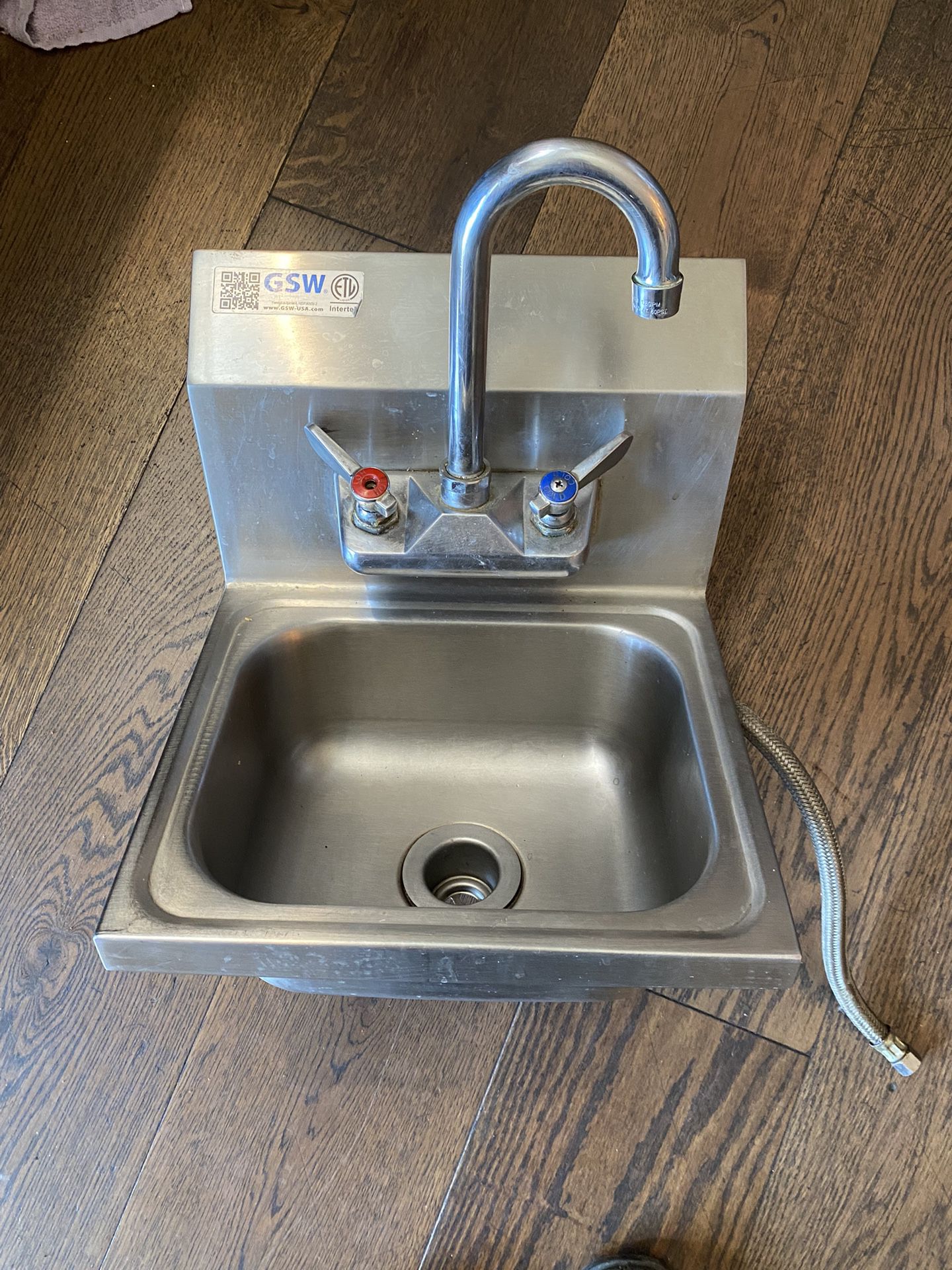 GSW Stainless Hand sink 