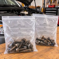 200 pieces 9 x 14 Self Sealing Poly Bags for Engine Repair