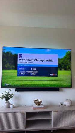 Samsung 82” QLED 4K Smart TV (QN82Q65FN) — Huge Screen, Great Condition