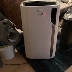 DeLonghi Pinguino Air conditioner