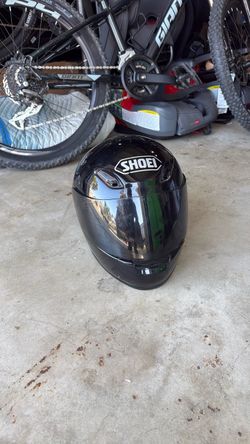 Used black Shoei RF-1000 Motorcycle Helmet