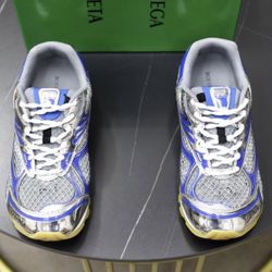 Bottega Shoes/blue And Silver 