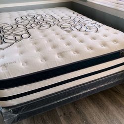 Full Siesta Comfort Europillow Top 12inch Mattress!!