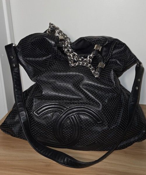 Chanel X-Large Rodeo Drive Tote Bag 