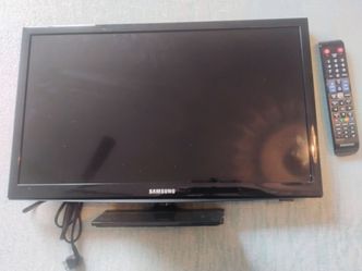 24 inch Samsung TV with Remote