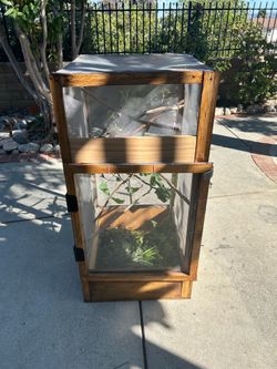 Reptile tank