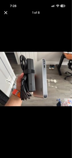 Thunderbolt 3 Docking Station USB C with Power adaptor, display port, usb